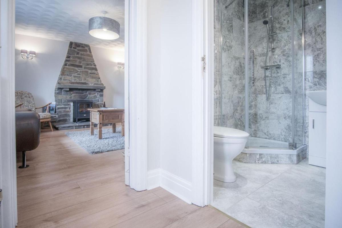 The Granary - 3 Bedroom Cottage - Langdon Farm - Housity