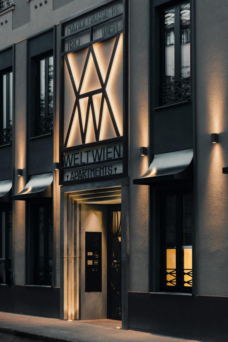 WELTWIEN Luxury Art Apartments & Free Parking - Hizvo
