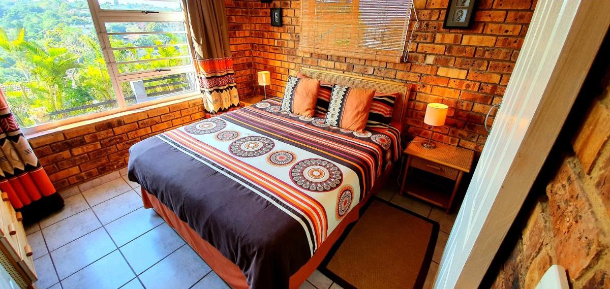 Suitetrails - Providence 7 - Sleeps 4 - Ramsgate Central!