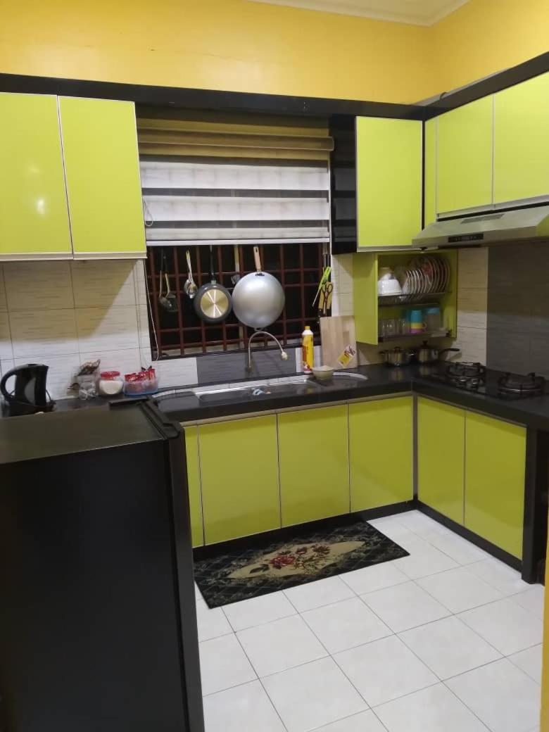 D'illahs Homestay - Housity