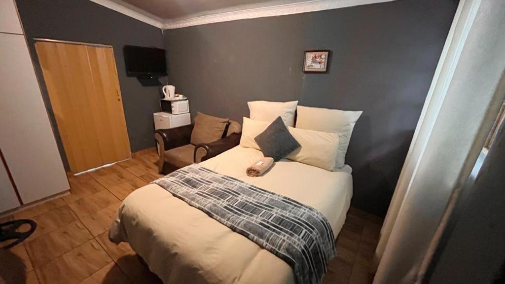 BLUEBERRY BED AND BREAKFAST - Housity