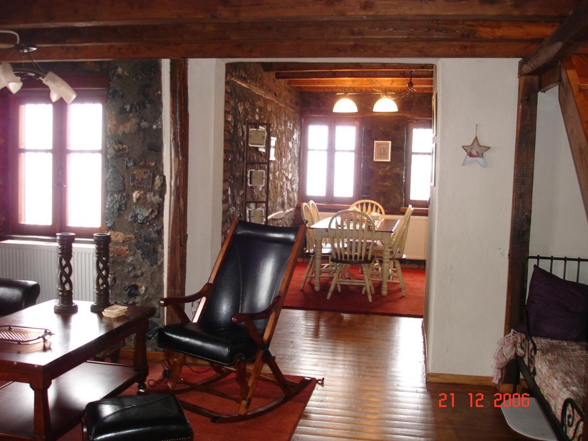 Fanis & Lena - Housity