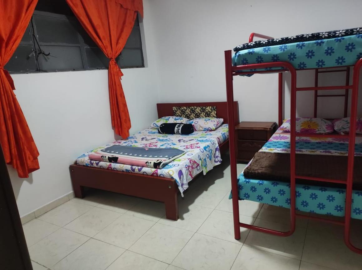 Queen house - Housity