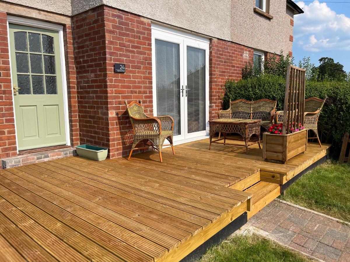 Fell View - Dog-Friendly House, Enclosed Garden & Great Views - Housity