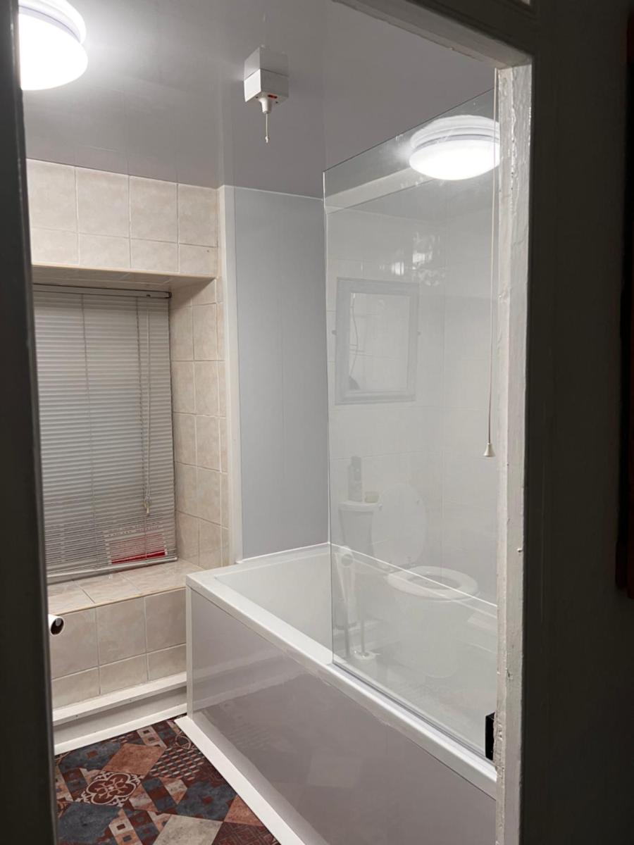 Historic and Characterful Old Prison Holiday Home. - Housity