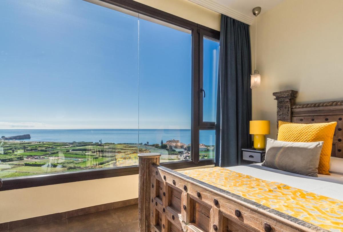 Hotel Miba - Housity