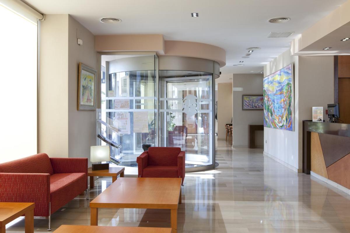 Suitetrails - Hotel Olympia Ronda II