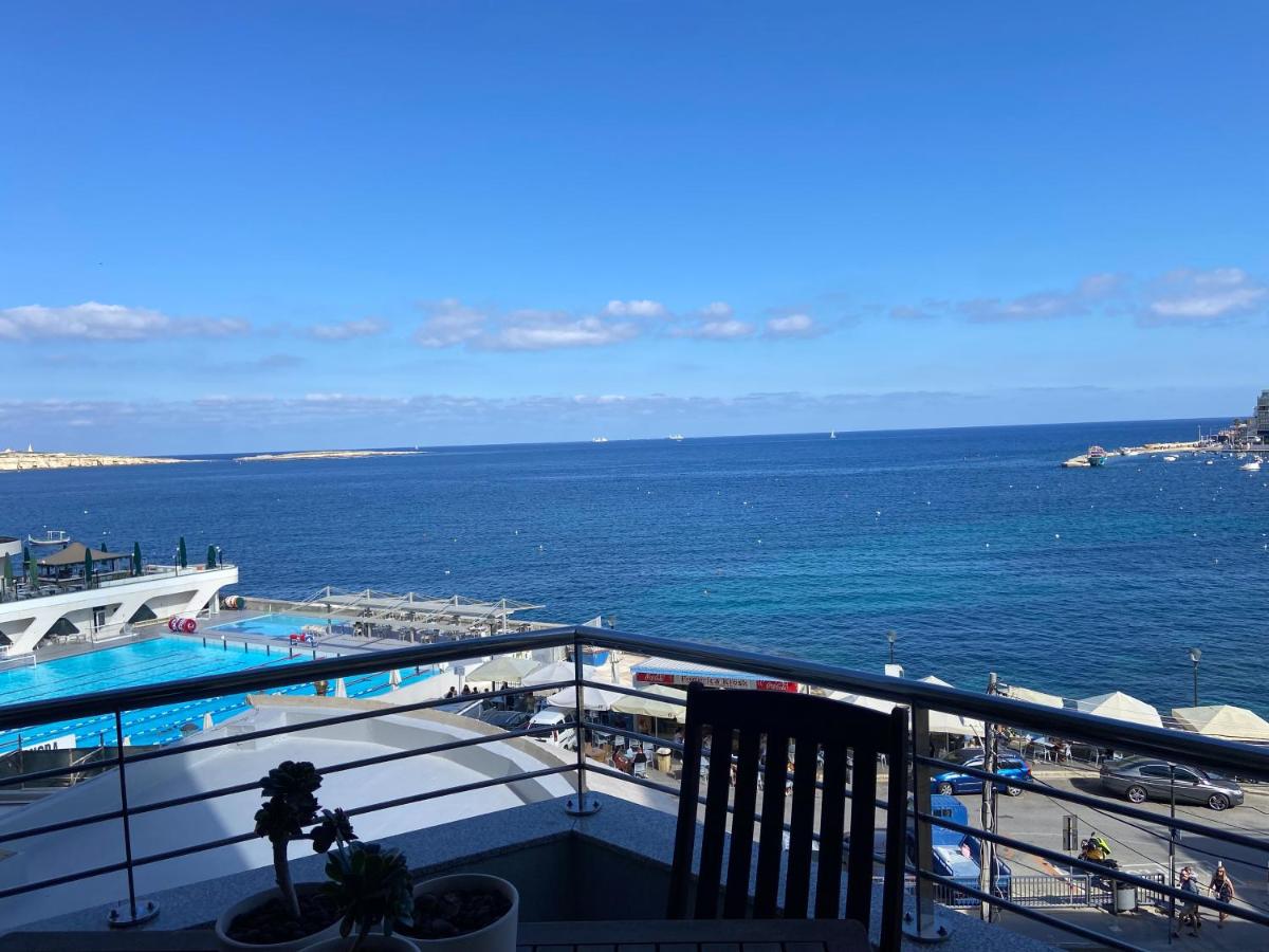 Luxury Bay View 3 Bed 3 Bath Seafront Apartment in St Paul's Bay - Housity