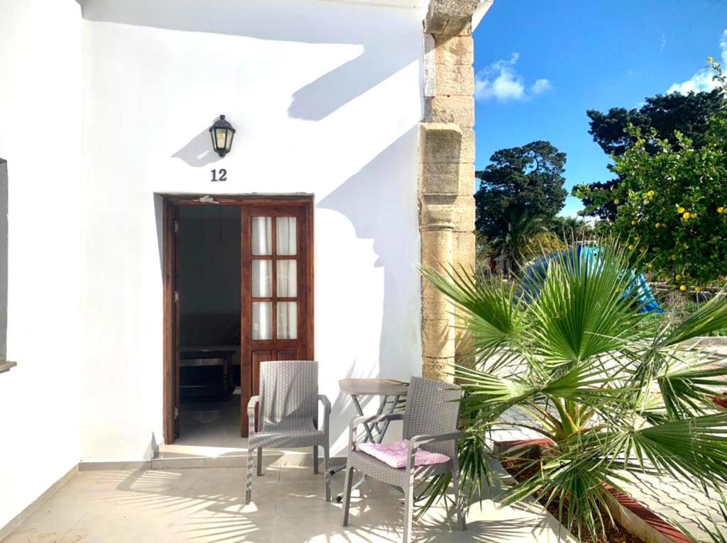 Villa lembos hotel karpaz - Housity