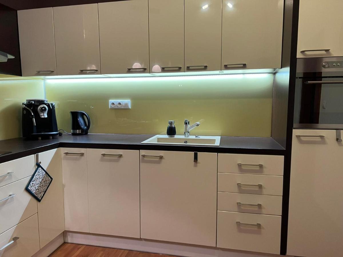 Dream Apartments No.202 - Right in the heart of Tále - Housity