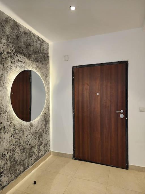 Experience unique fusion of convenience & luxury - Housity