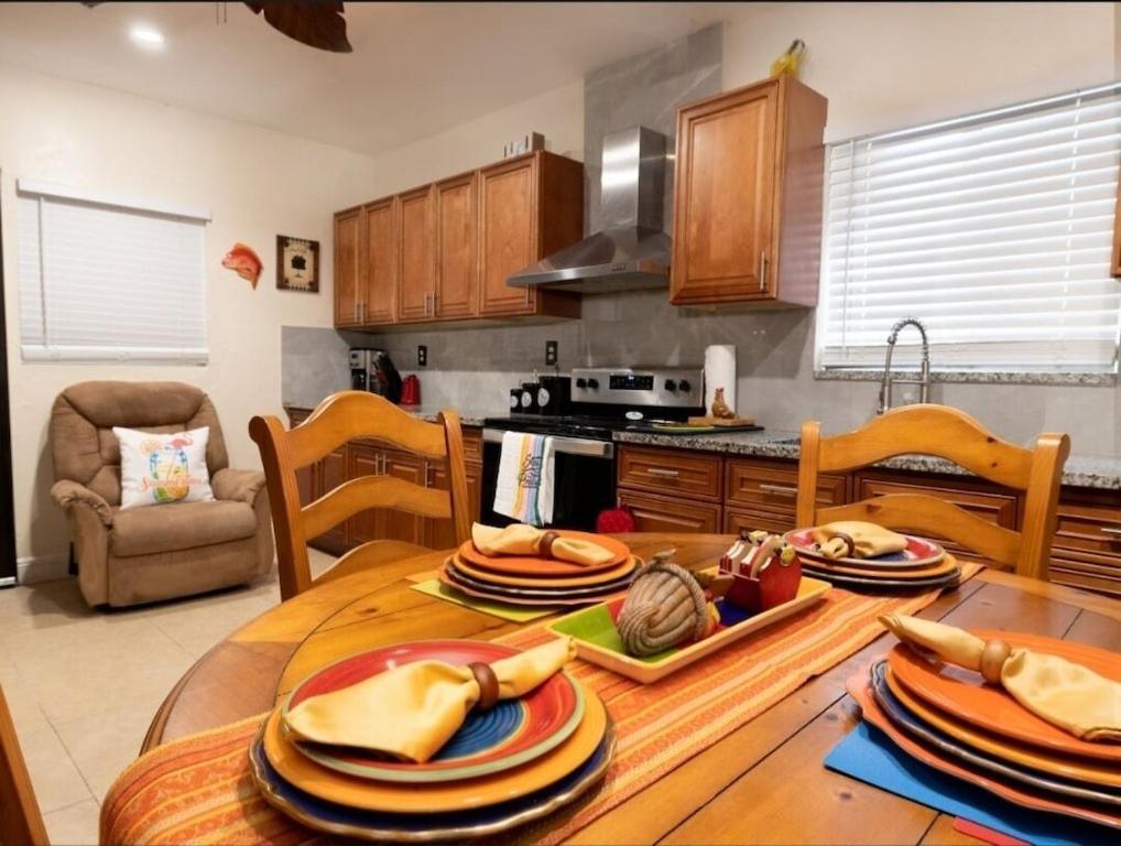 Suitetrails - One Bedroom Suite in North Miami
