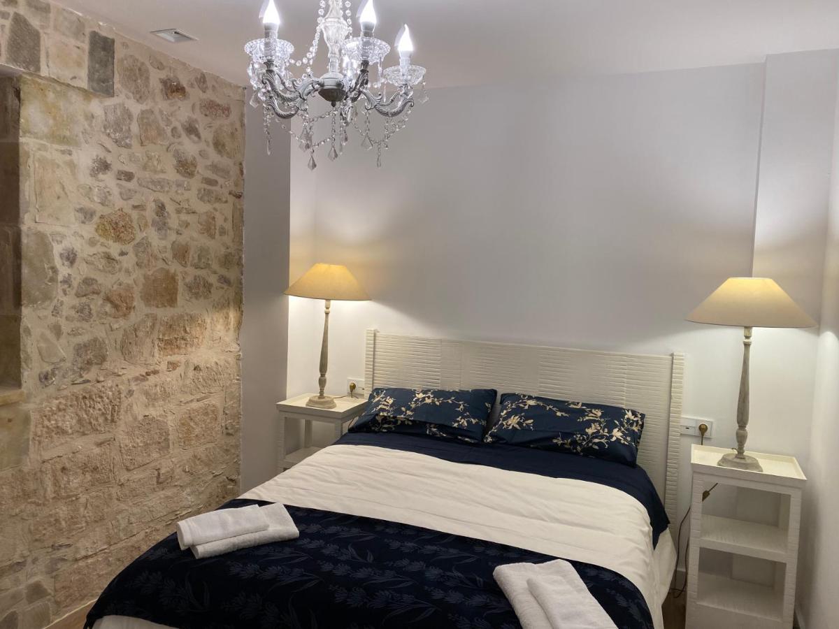 El Patio de San Pablo - Apartamento de lujo en el centro con PARKING GRATIS - Housity