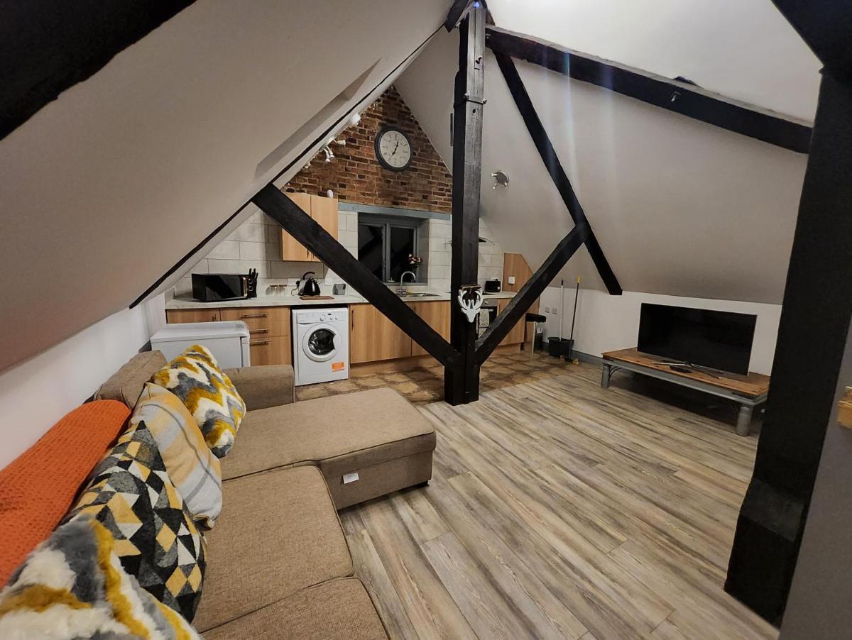 The Olde Chapel 2 Bedroom Flat - Housity