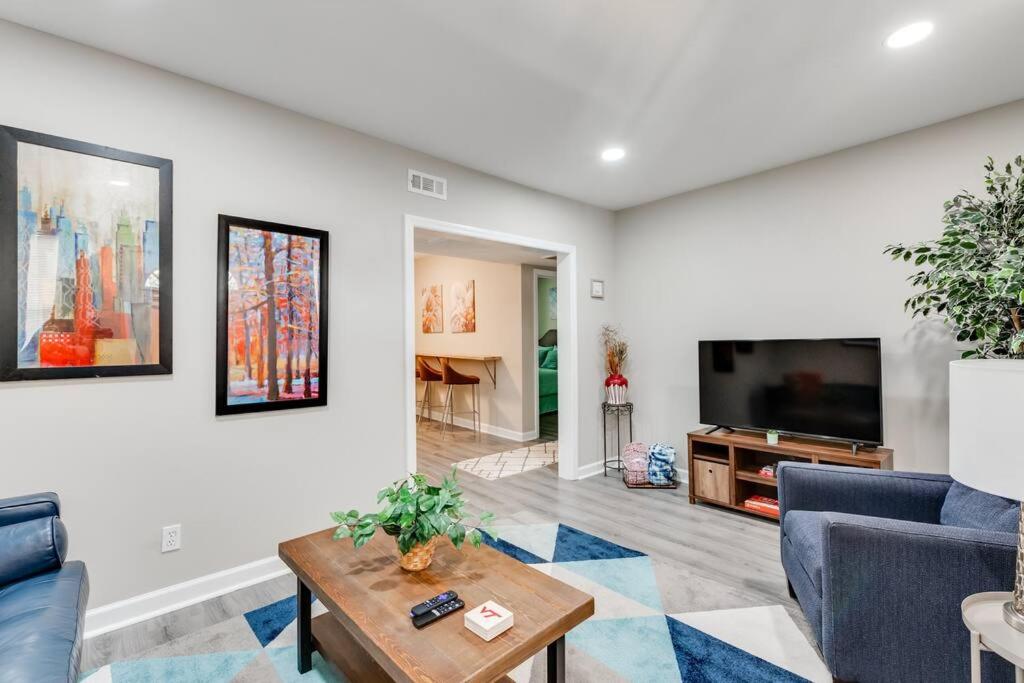 Adorable 2-Bedroom Home in Hopewell near Hospital - Housity