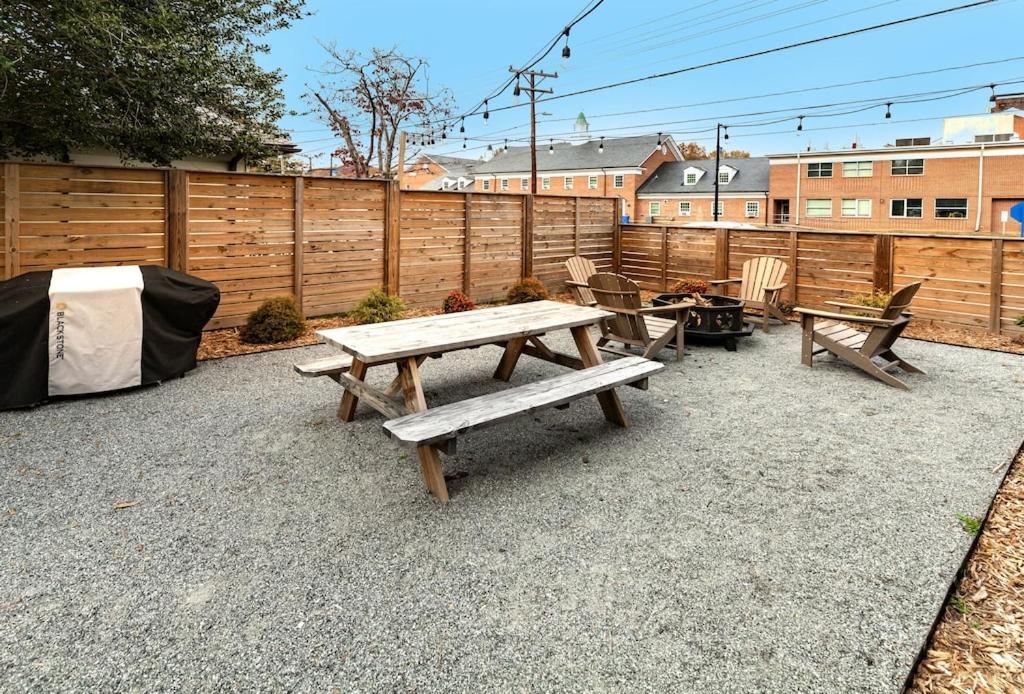 Heart of Brevard Hideaway - Walk/Bike to Downtown! - Housity
