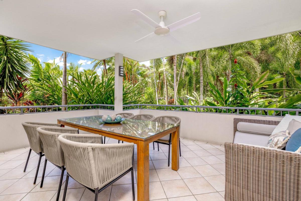 Oasis at Palm Cove - Housity