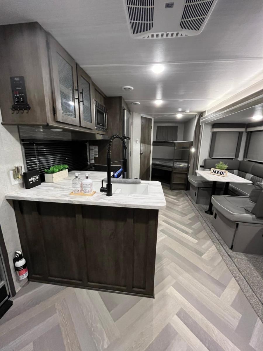 Dreamed RV - Housity