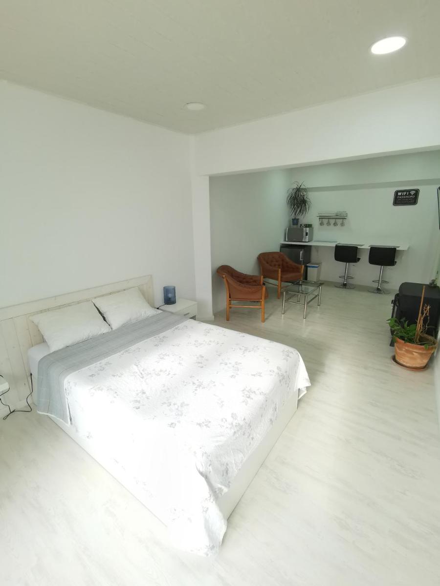 Habitación con entrada independiente - Housity