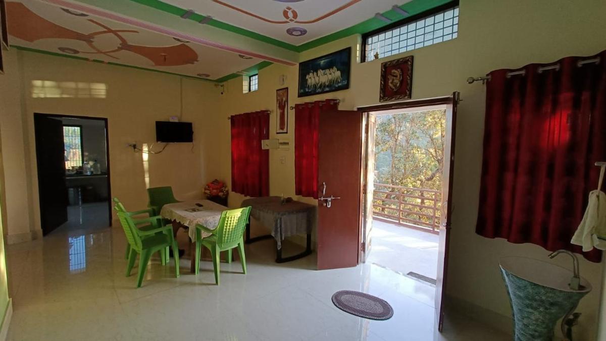 Suitetrails - The Hill Heaven Home Stay