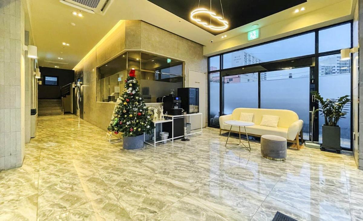Brown Dot Hotel Yangsan Seochang - Housity