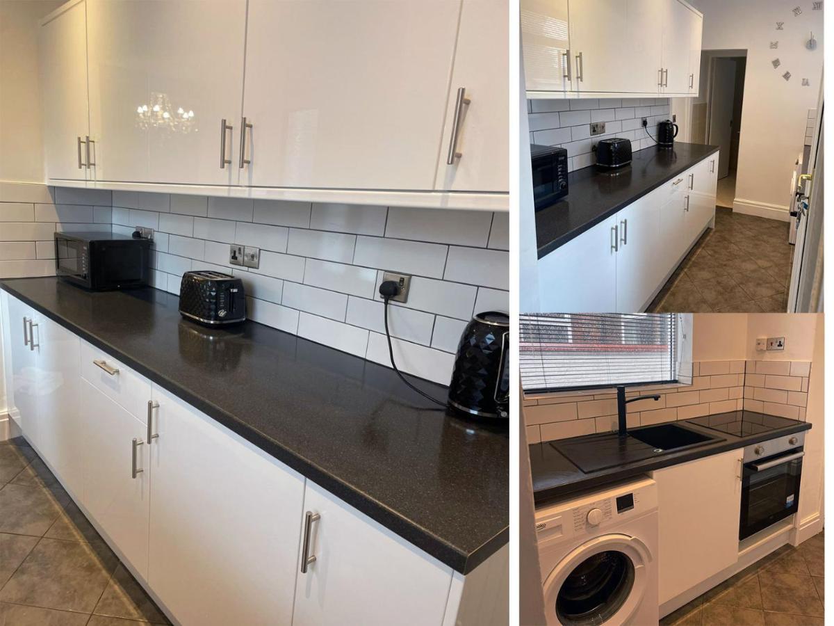 Moda House Wigan - Beautiful 4 Bed Property - Housity