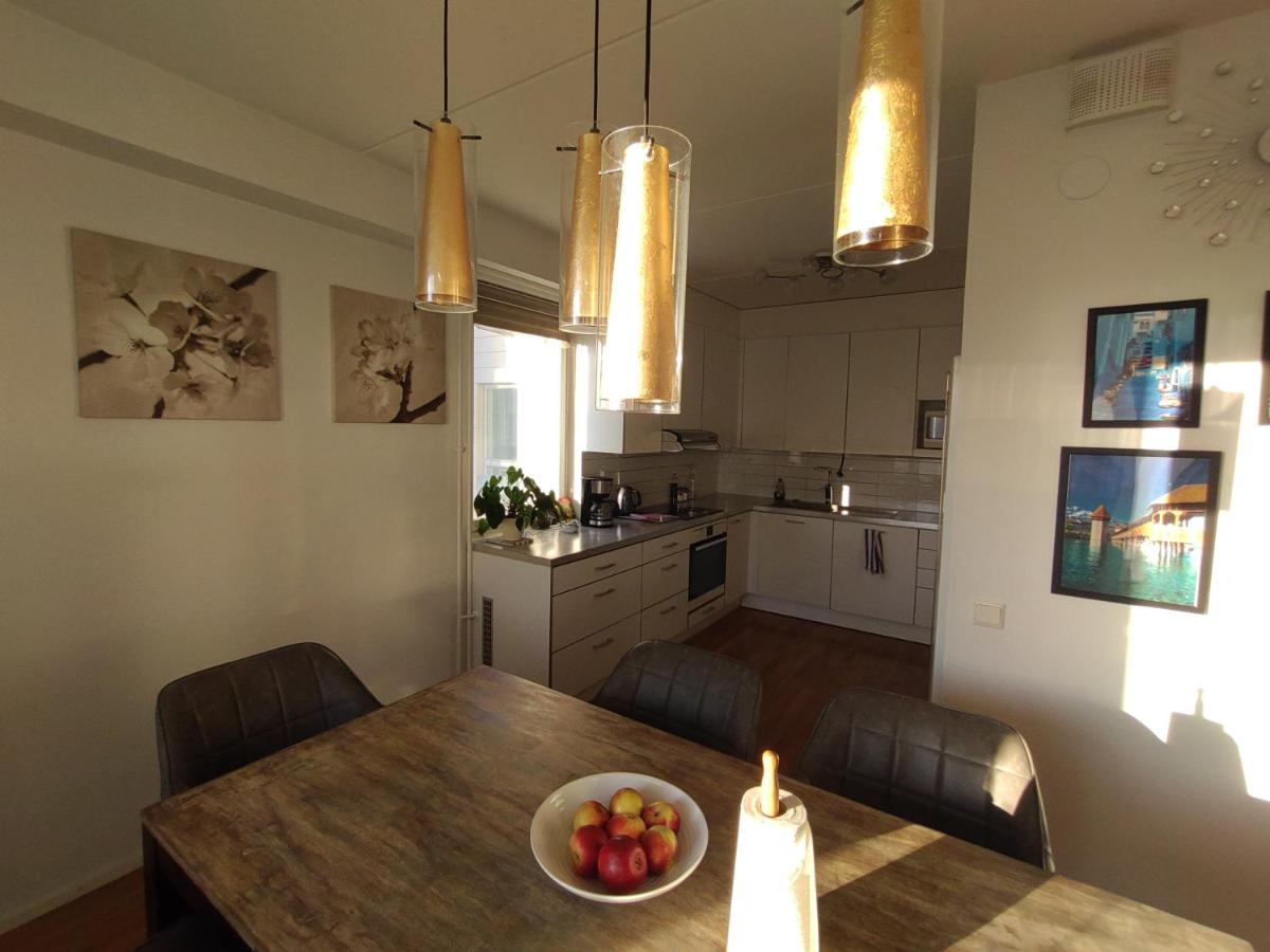 Helsinki Penthouse near the west harbor - Housity