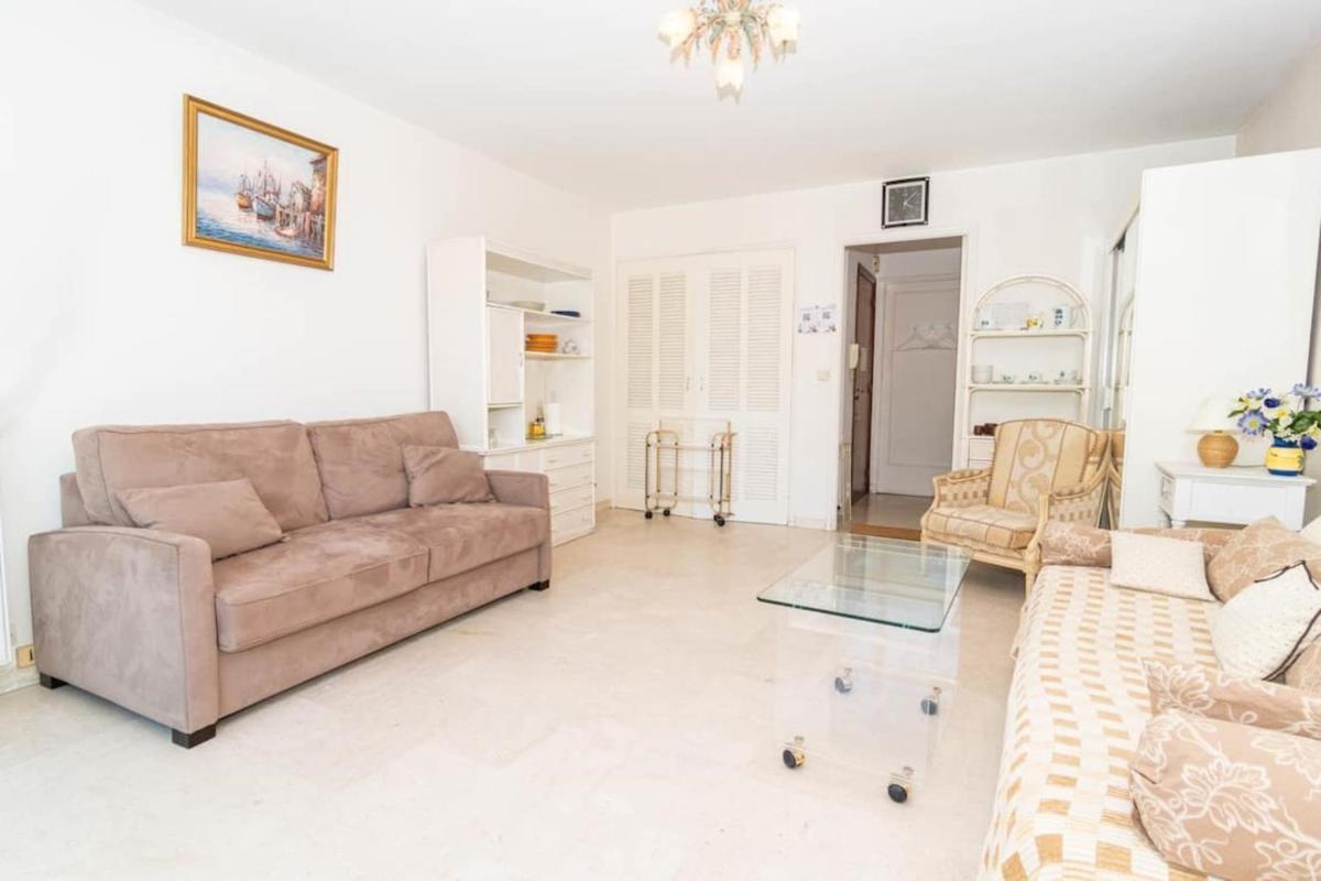 Cosy Studio Cannes Center beaches shopping and congresses LIVE IN MERLE - Housity