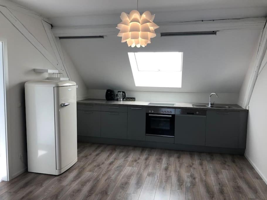 Exklusive Ferienwohnung “alte Dorfschull“ Kollig - Housity