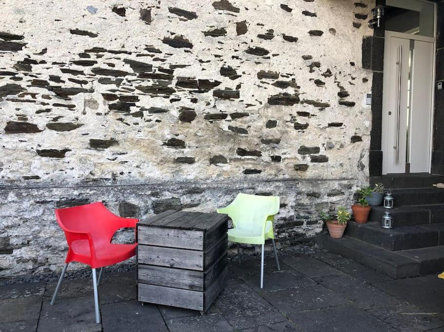 Exklusive Ferienwohnung “alte Dorfschull“ Kollig - Housity
