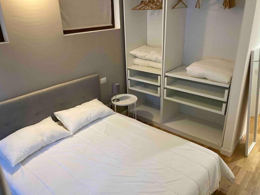 Bilocale zona Bocconi-Navigli - Housity