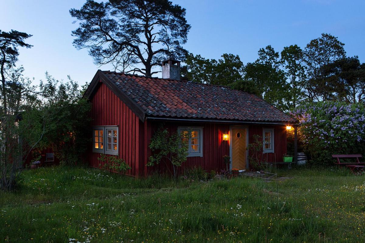 Holiday house in Drag with a unique location and lake plot - Housity