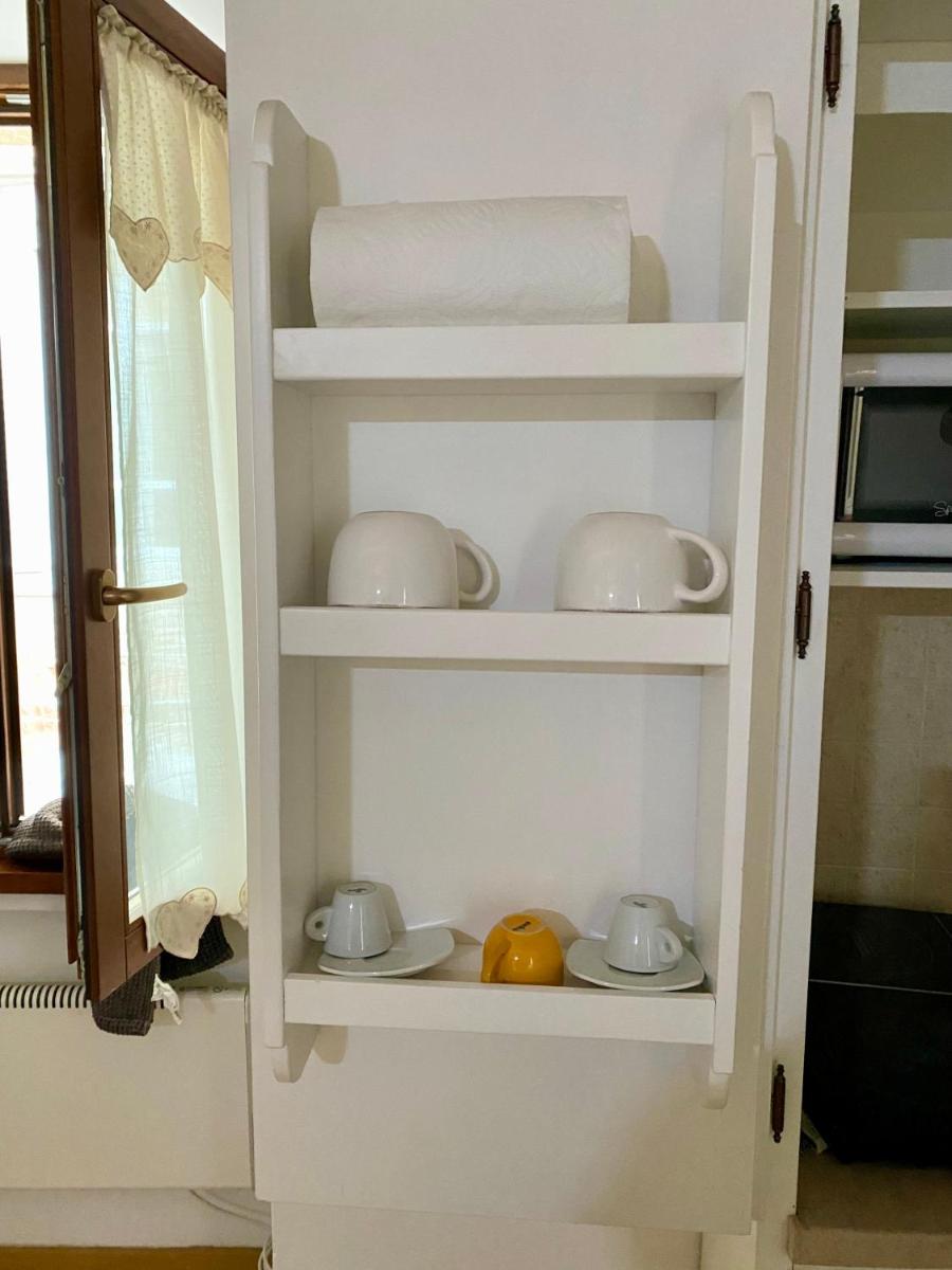 Romantic Suite - Housity