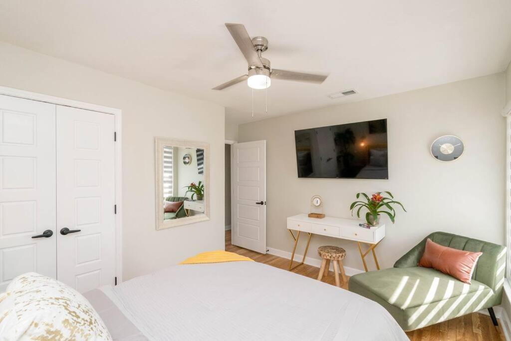 SA's Hidden Gem - 3 Bedroom House - Housity