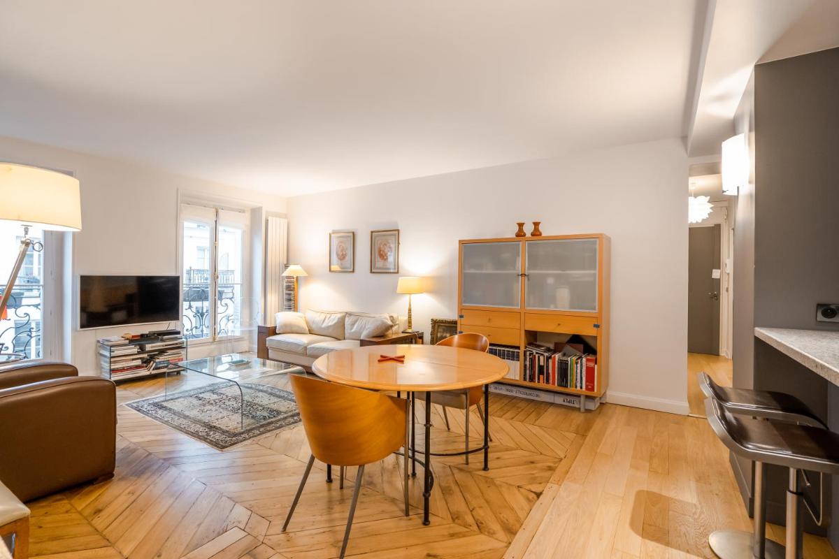 Veeve - Pompidou Hideaway - Housity