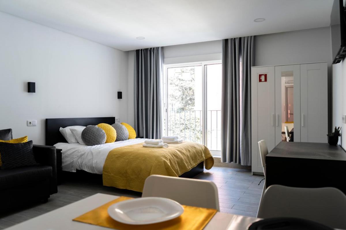 Almada Downtown 203 - Housity