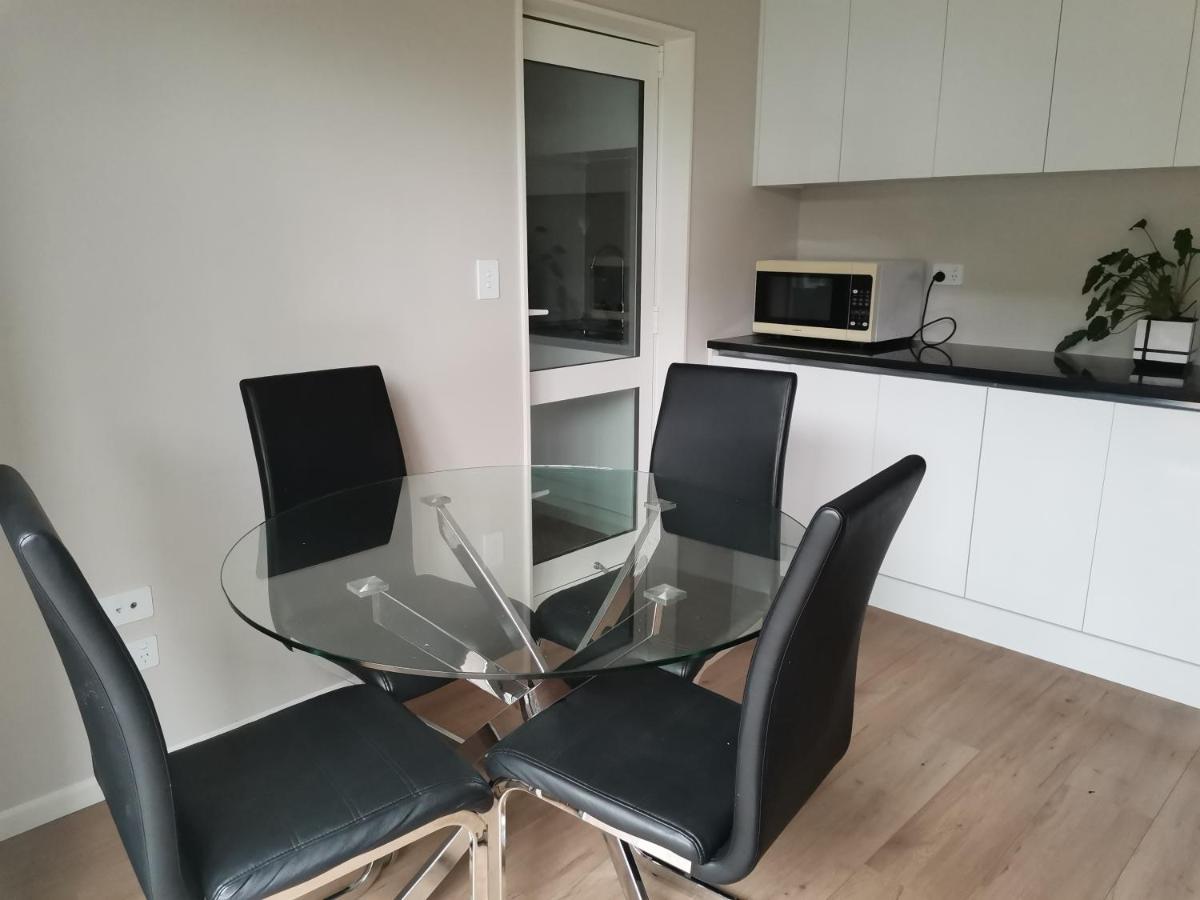 Pukekohe 2 bedrooms guesthouse - Housity