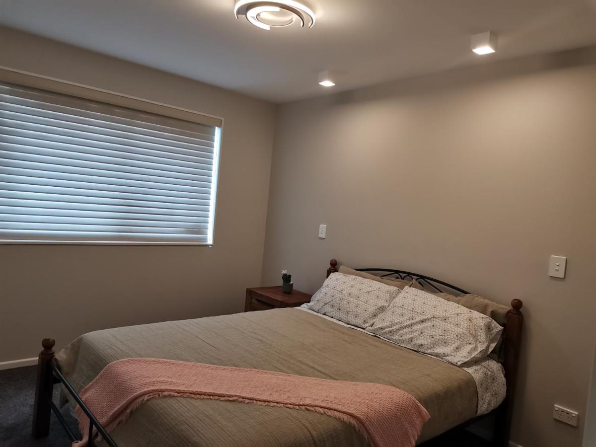 Pukekohe 2 bedrooms guesthouse - Housity