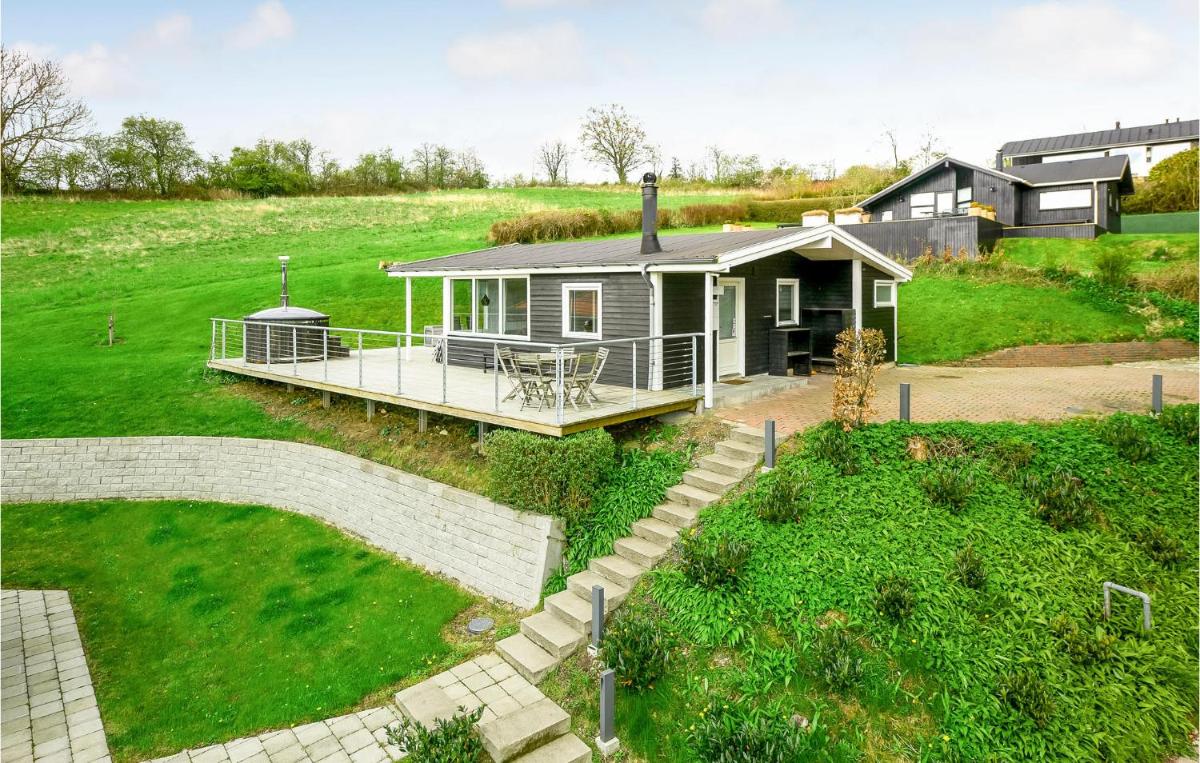3 Bedroom Lovely Home In Kolding - Housity