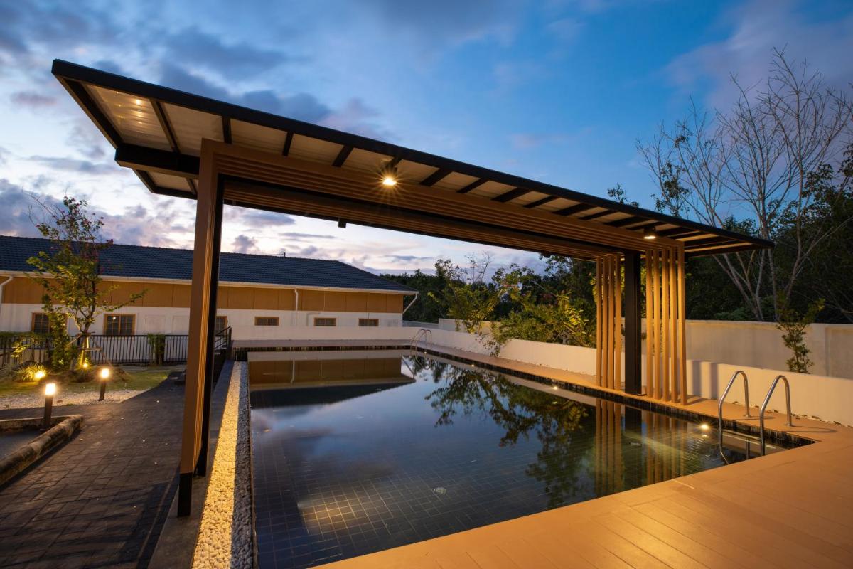 Villa Sunrise Garden A180 - Housity