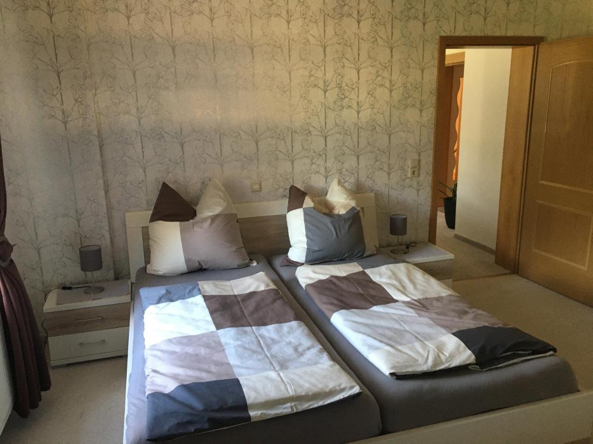 Ferienwohnung am Goethe Park für 2 bis 3 Personen - Hizvo