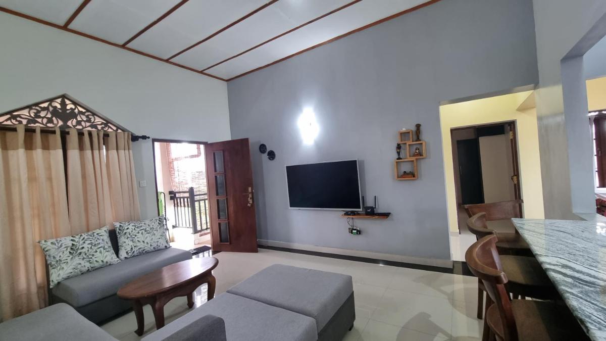 Family Tides Guest - Housity