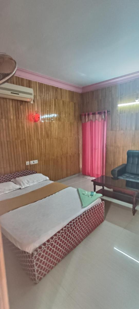 Hotel Greenvalley Residency - Housity