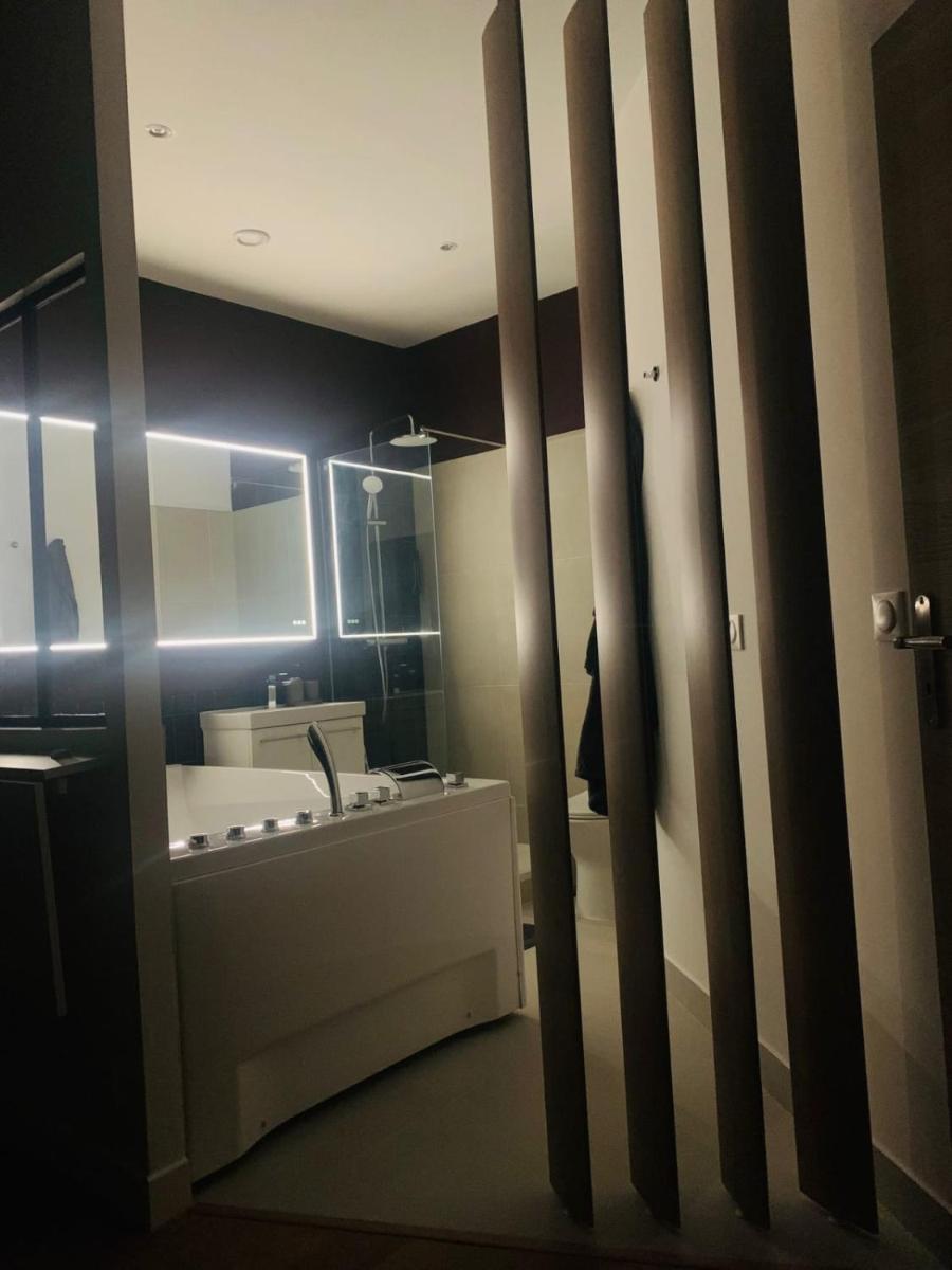 Sweet Love Room - Jacuzzi Privatif - Housity