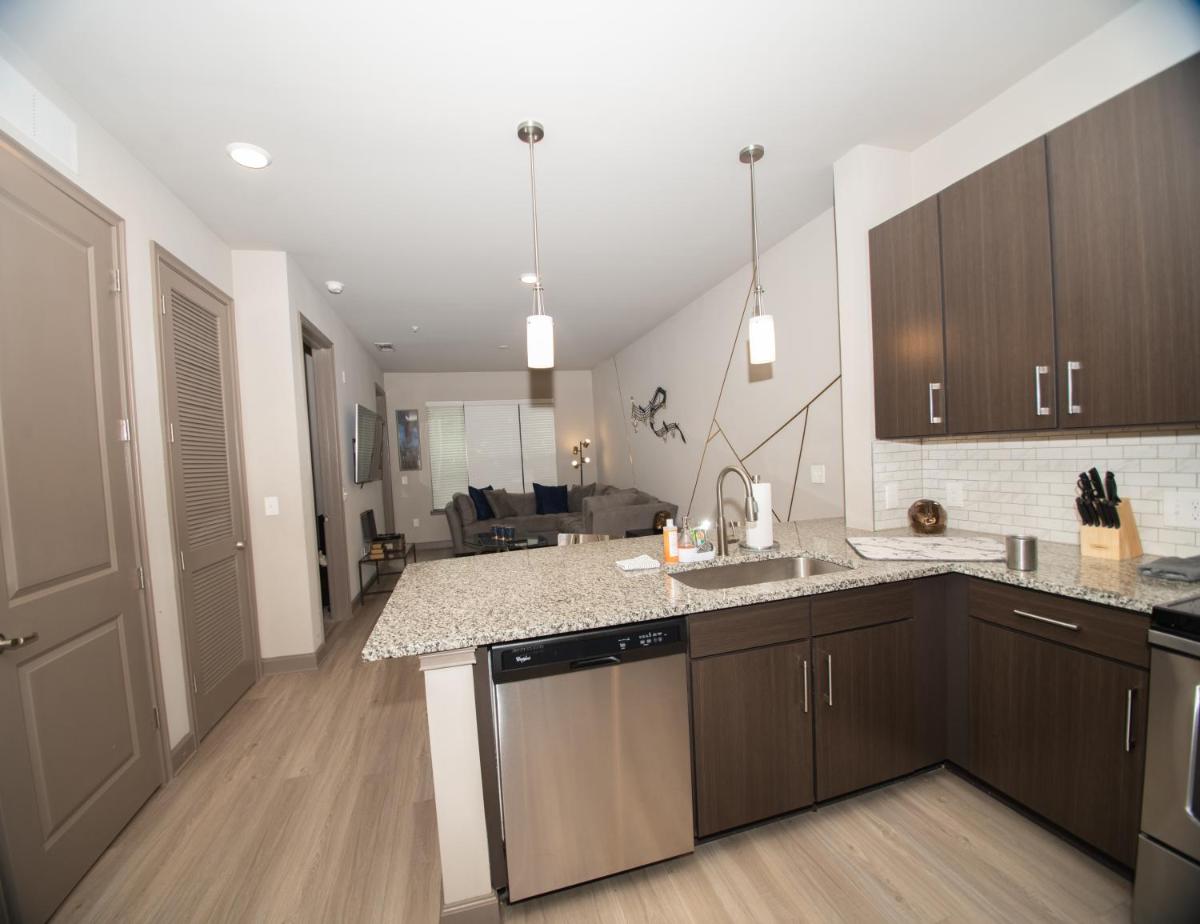 Awesome Atlanta Getaway Atlantic Station Area - Housity