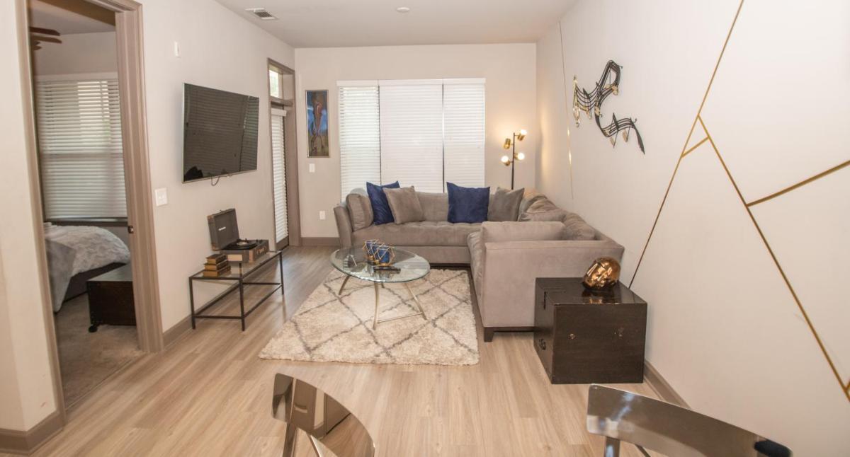 Awesome Atlanta Getaway Atlantic Station Area - Housity