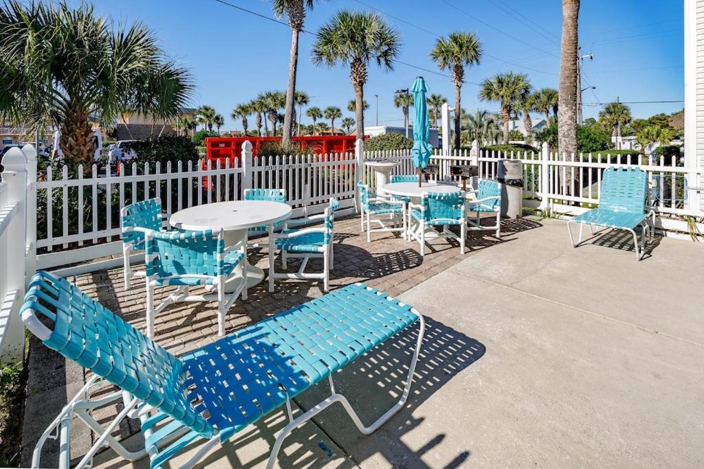 Sunset Cottages 4C , Fort Walton Beach, FL - Housity