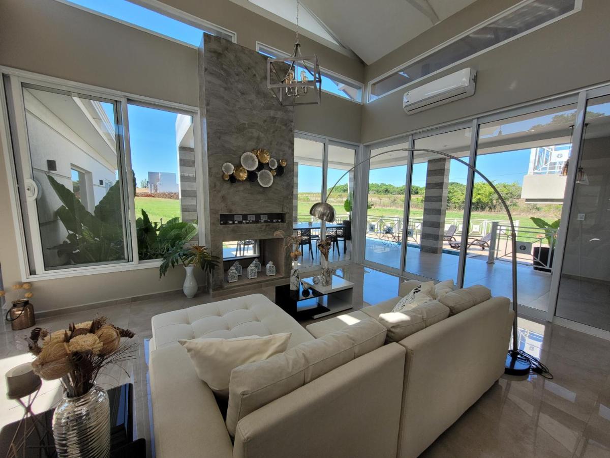 Residencia ENTERA dentro de AGUAVISTA CLUB con Paradisiaca Playa privada Tennis Golf Paddle Restaurante etc - Housity