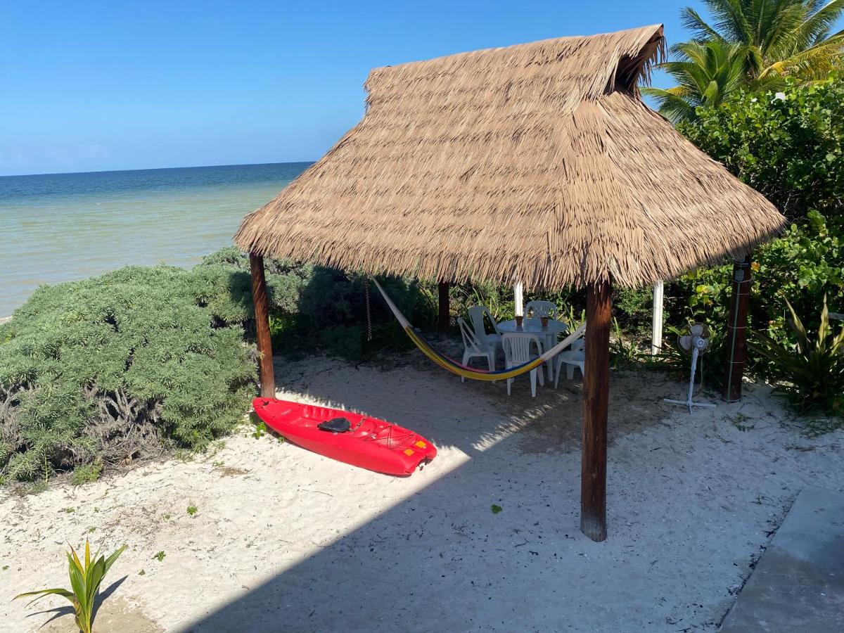 Escape to Paradise, Minimalist 4-BR Beachfront, 300 Mbps with amazing views - Housity