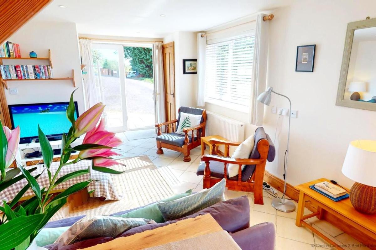 VALLEY VIEW 2 Bedrooms - Housity